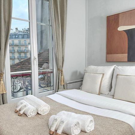 Stunning Apartment Near Eiffel Tower Париж Екстер'єр фото