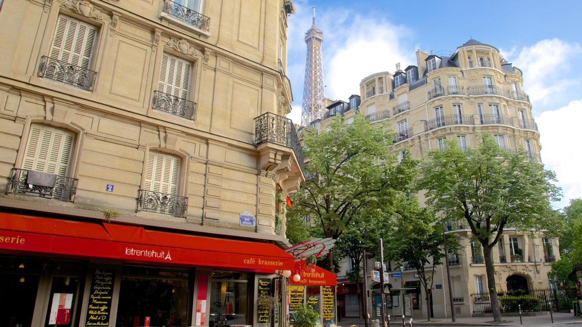 Stunning Apartment Near Eiffel Tower Париж Екстер'єр фото