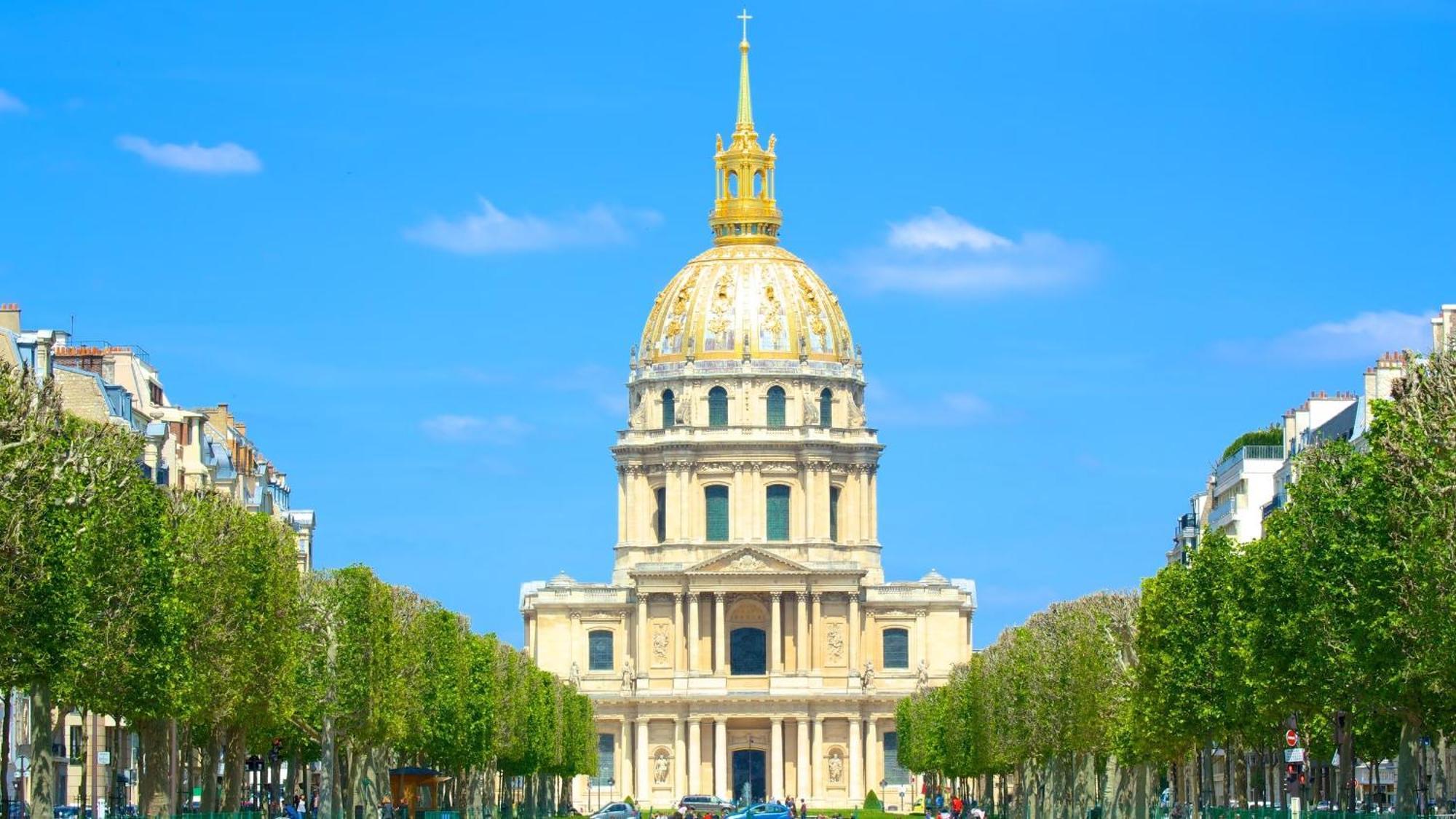 Stunning Apartment Near Eiffel Tower Париж Екстер'єр фото