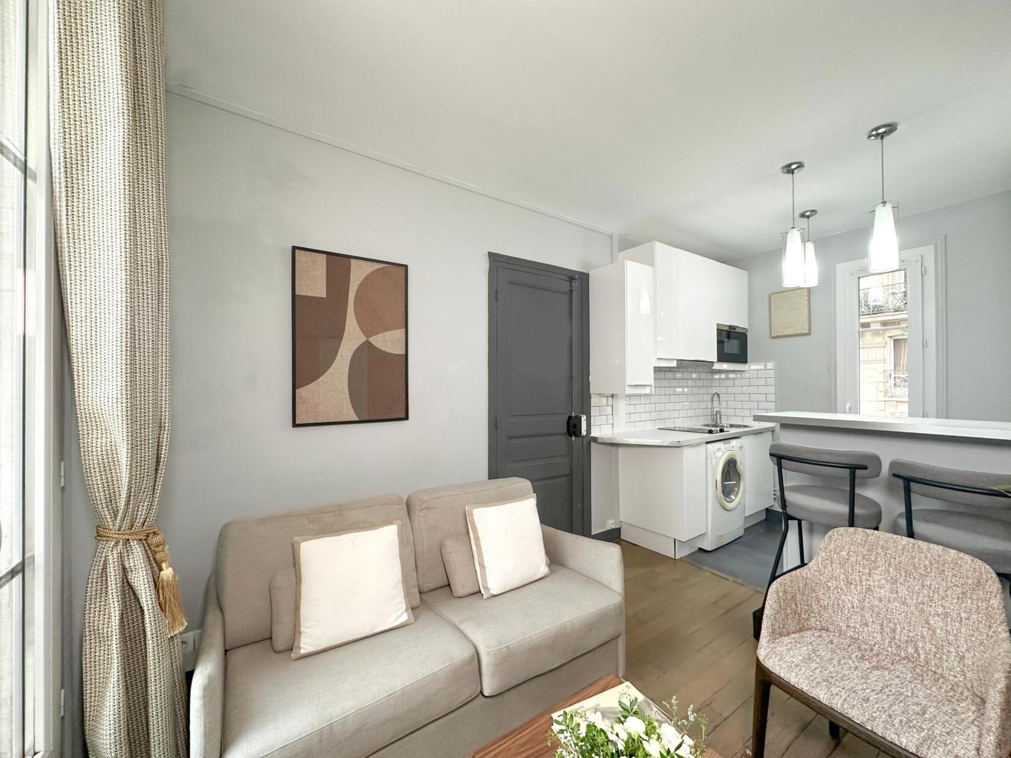 Stunning Apartment Near Eiffel Tower Париж Екстер'єр фото